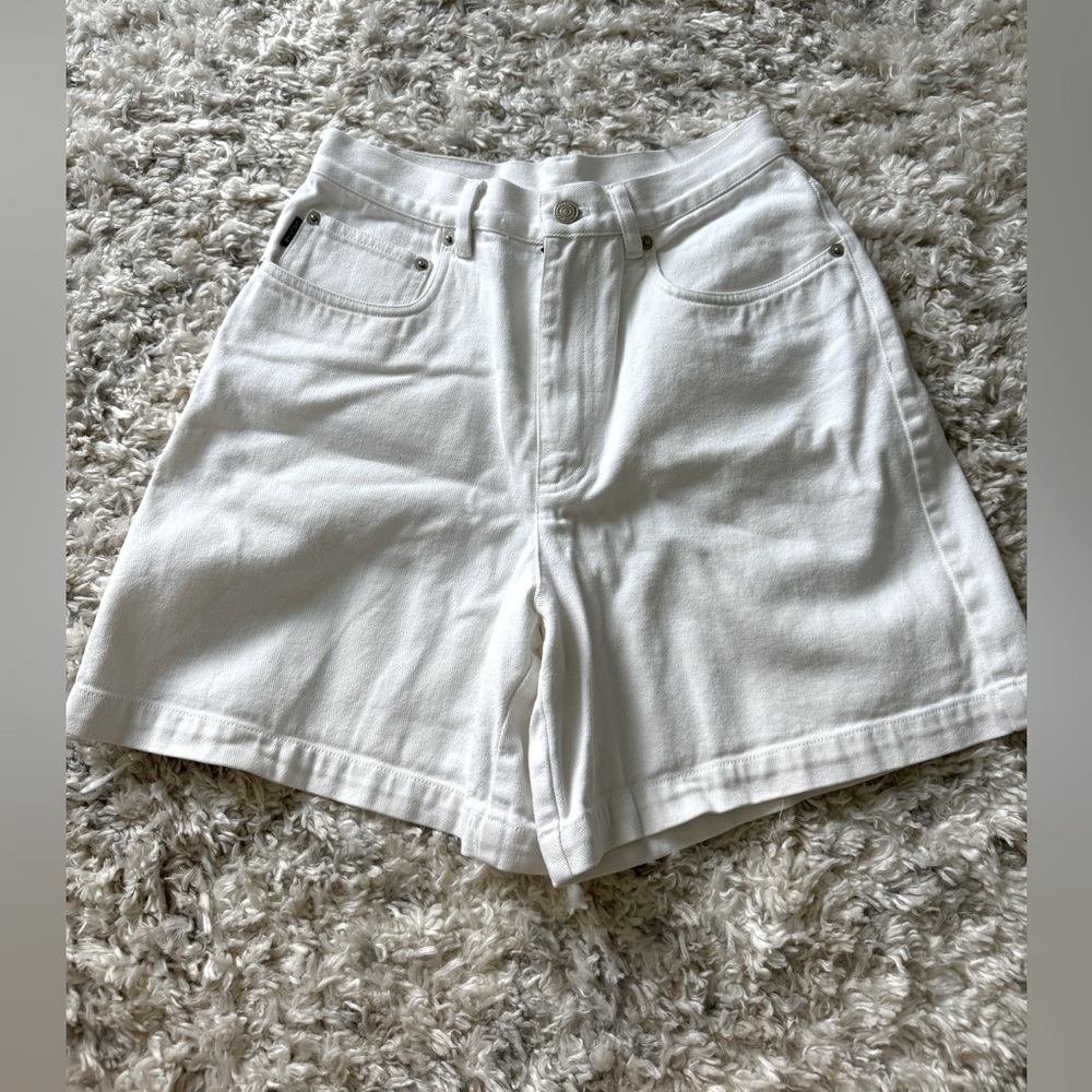 Ralph Lauren vintage high rise white Jean shorts ✨